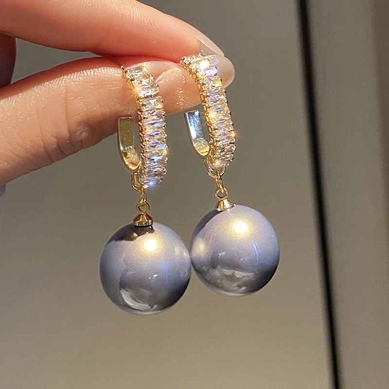 Pendientes de perlas de lujo y zirconia