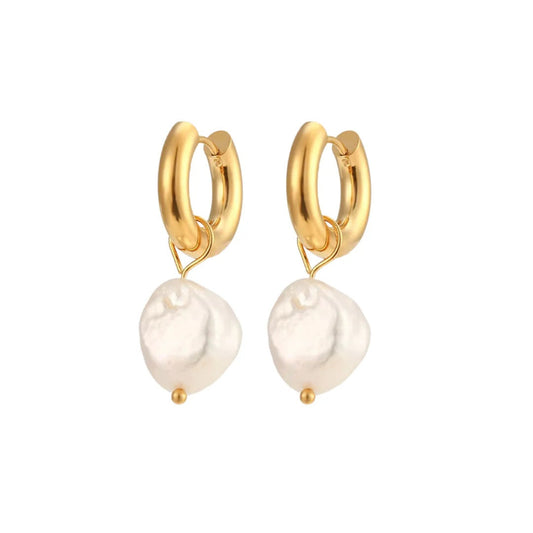 Pendientes Elegantes de Perlas Barrocas Doradas