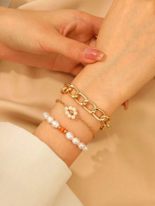Pulsera de perlas de Daisy