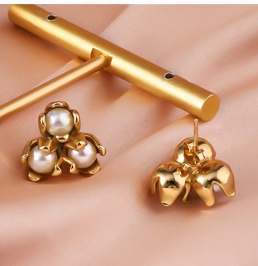 Pendientes Vintage de Perlas Doradas