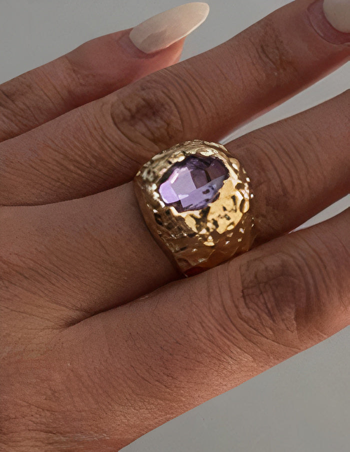 Anillo Vintage Triple de Cristal Púrpura