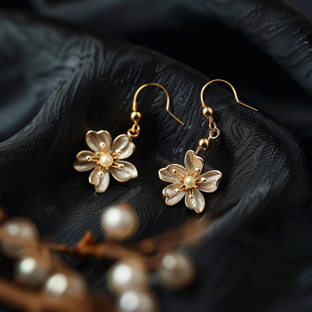 Aretes colgantes de perlas con flores