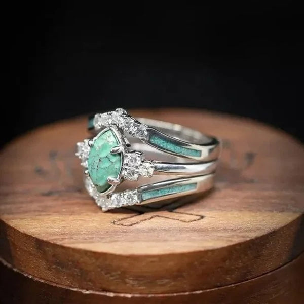 Anillo de Diamantes y Turquesa Natural