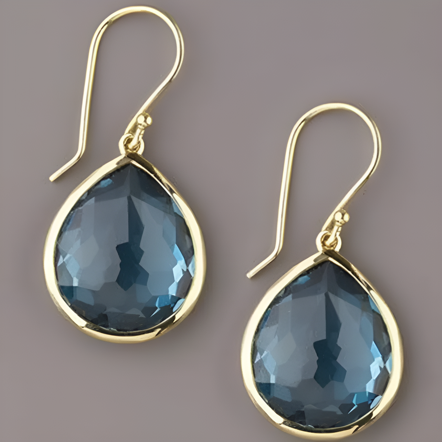 Pendientes de cristal en forma de lágrima azul