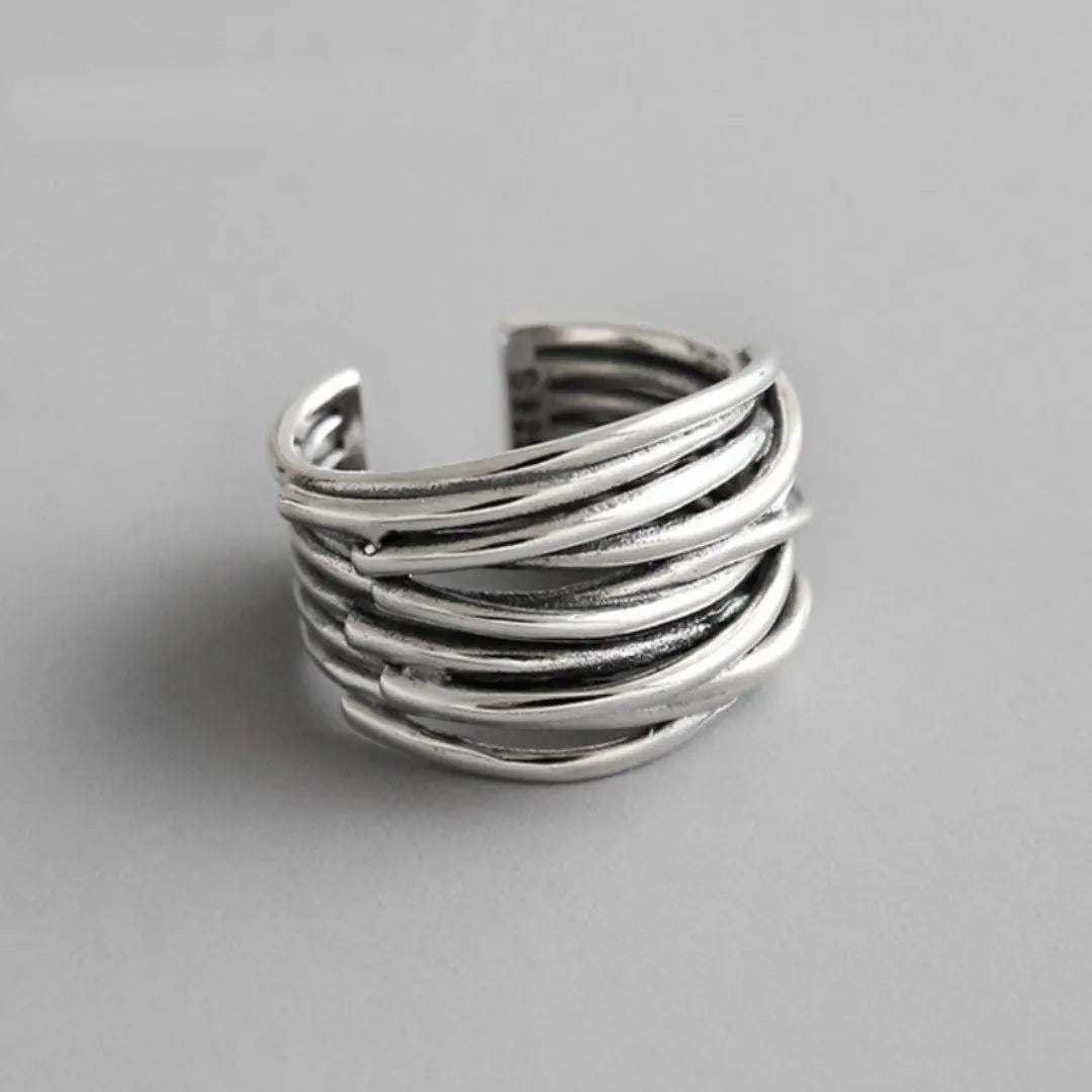 Anillo ajustable de capa de plata