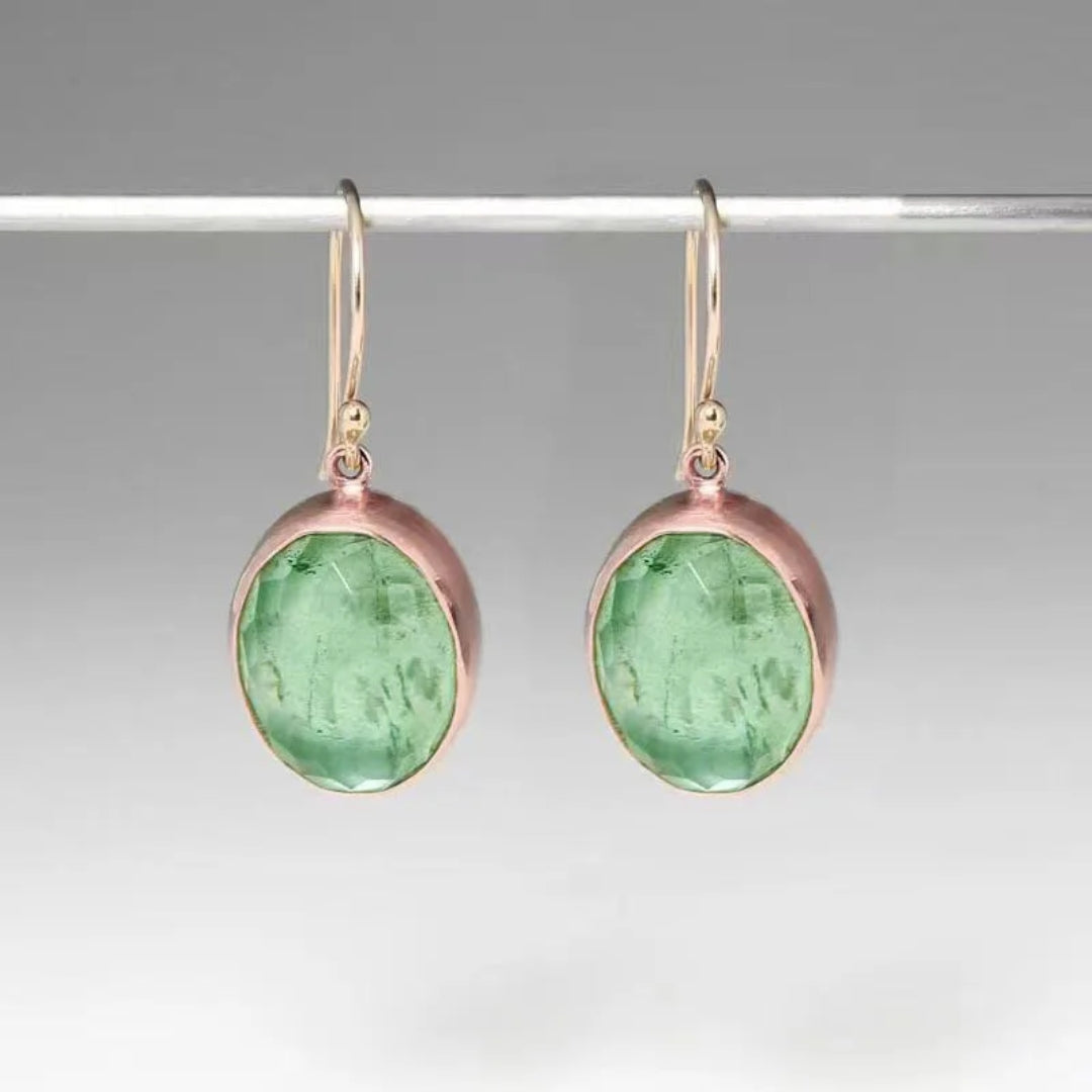 Pendientes vintage de oro rosa con rosa verde