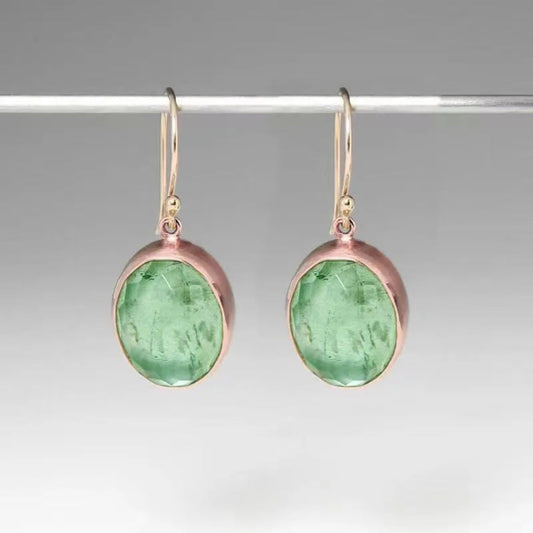 Pendientes vintage de oro rosa con rosa verde