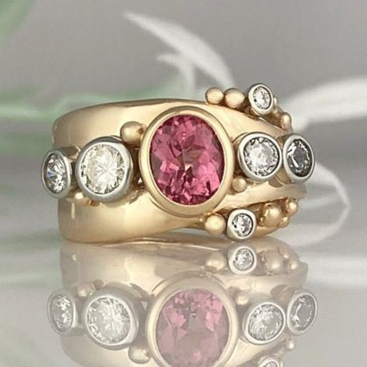 Anillo dorado vintage de zirconia roja