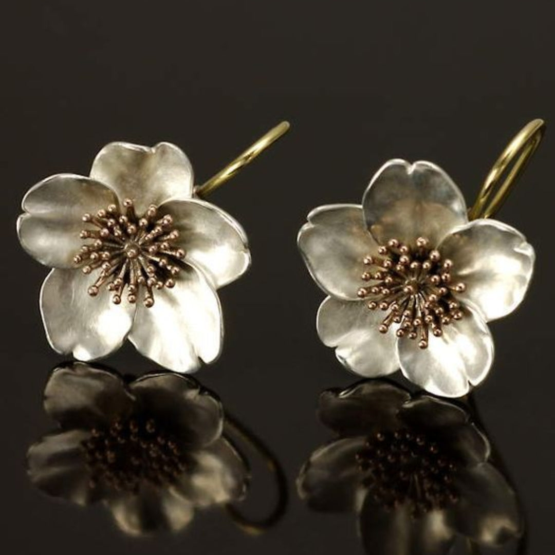 Pendientes Vintage de Flor en Plata y Oro