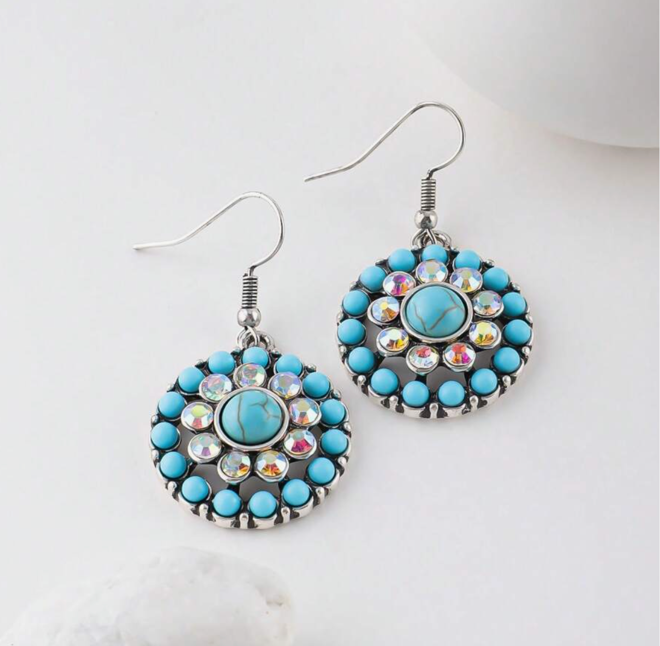 Pendientes de piedra con mandala azul vintage