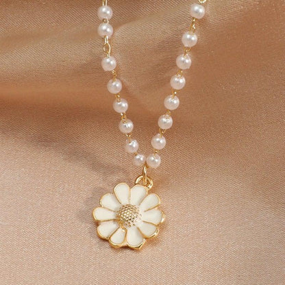 Dalia con colgante de perla