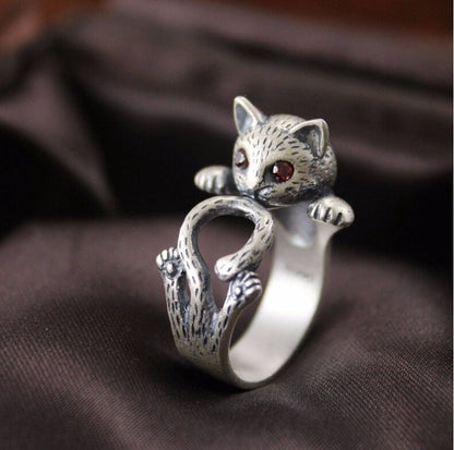 Anillo ajustable pintado a mano con gato en plata de ley 925
