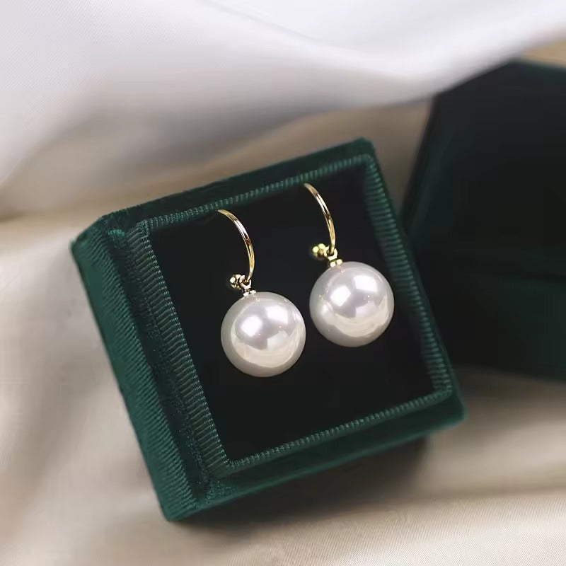Pendientes de Perla Verde Oscuro