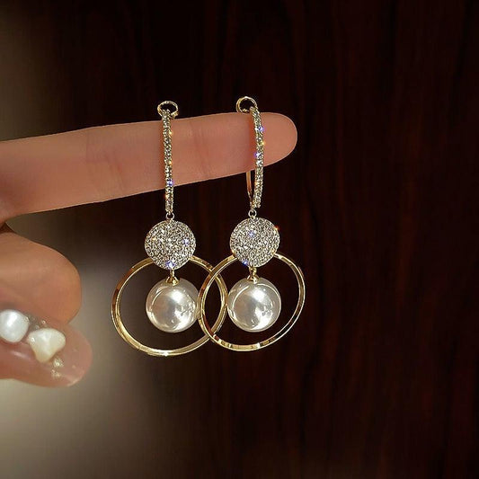 Pendientes de lujo con perlas cultivadas y zirconia