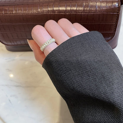Anillo de lujo en oro y perlas