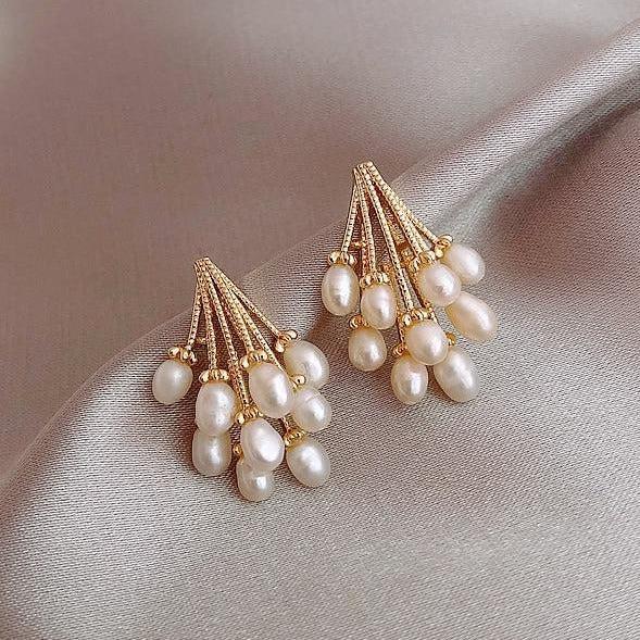 Pendientes de coral con perlas de agua dulce
