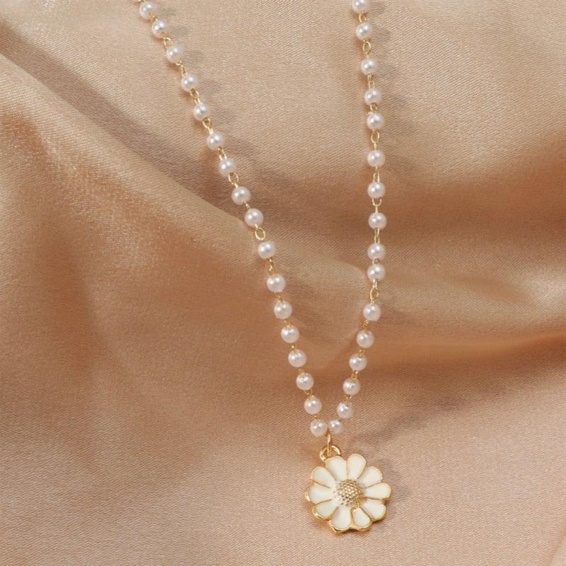 Dalia con colgante de perla