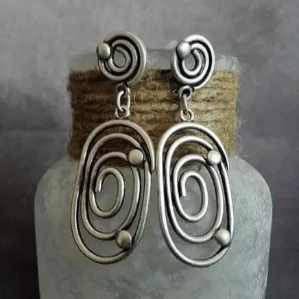Pendientes ovalados vintage de laberinto plateados