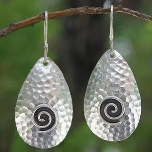 Pendientes vintage de balanzas plateadas
