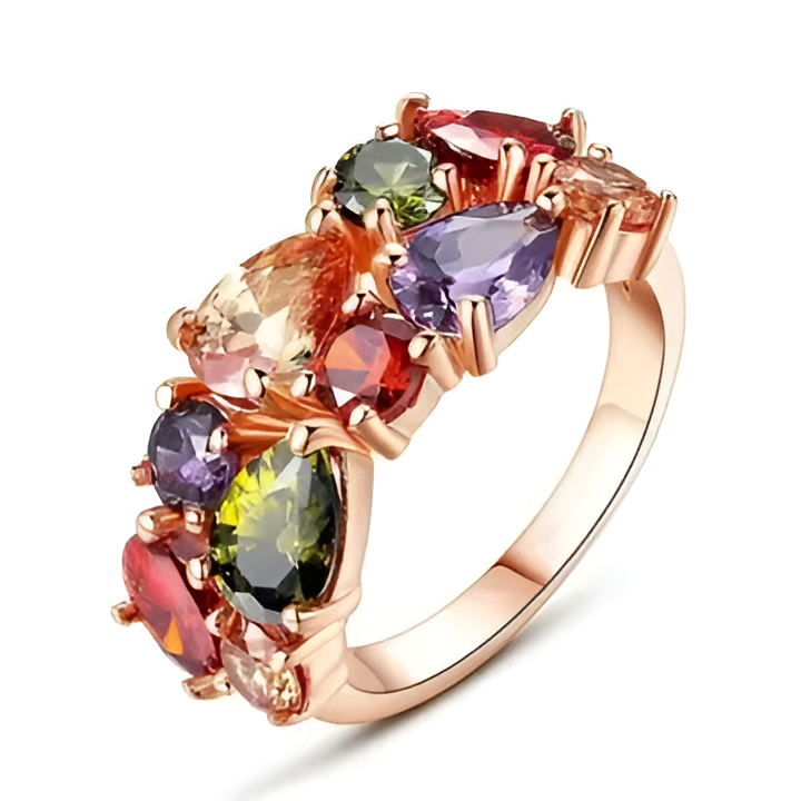 Anillo de capas de cristales coloridos con acabado en oro