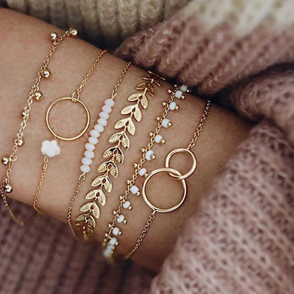 Estuche de pulseras bohemias en oro