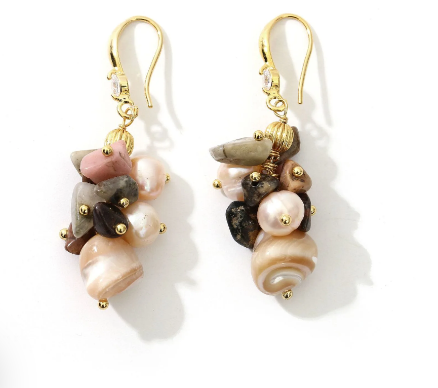 Pendientes pequeños de perlas vintage