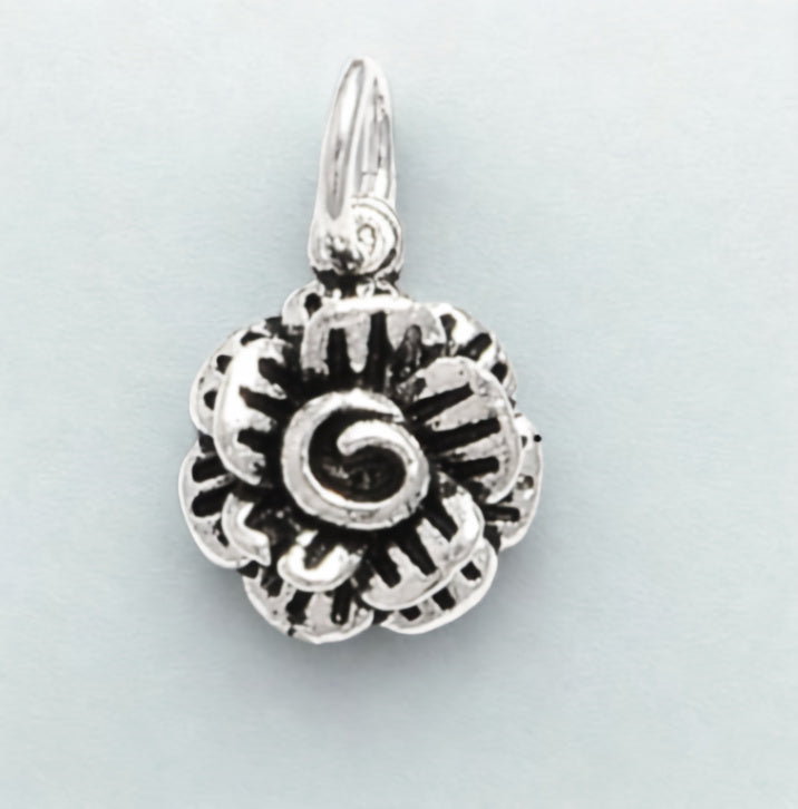 Pendientes Vintage de Plata con Flores