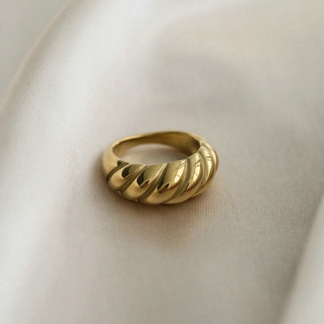 Anillo vintage grueso