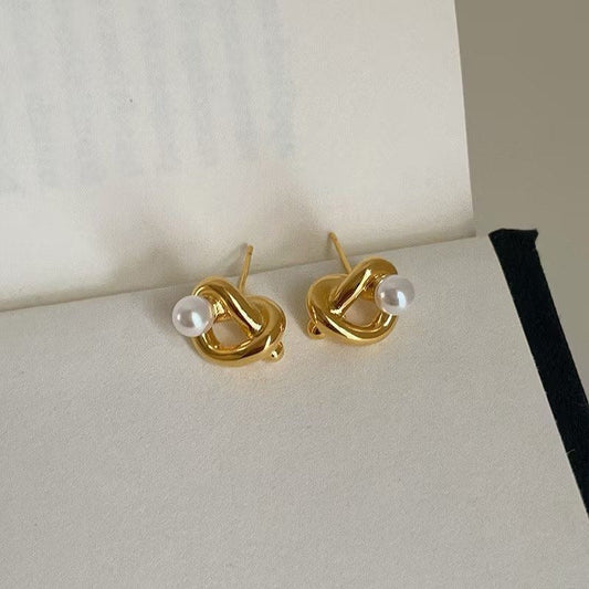 Pendientes Vintage con Nido de Perlas