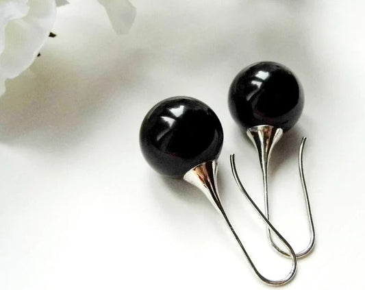 Pendientes vintage negros con circonia incrustada