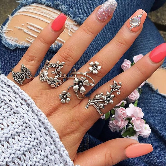 Set de anillos de plata con temática de la naturaleza vintage