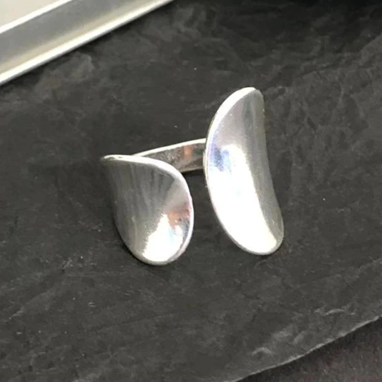 Anillo vintage delgado de plata