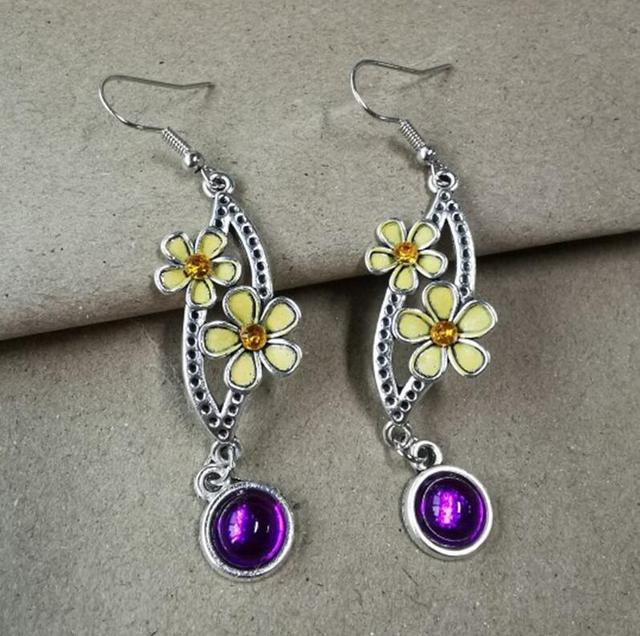 Pendientes de plata con circonia púrpura vintage