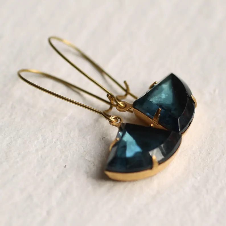 Pendientes de cristal azul oscuro vintage