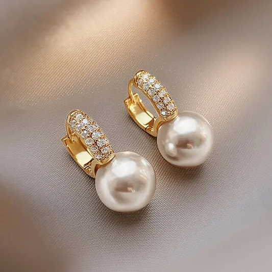Pendientes de perlas con piedras de fantasía