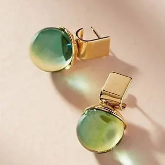 Pendientes vintage con cristal verde en oro