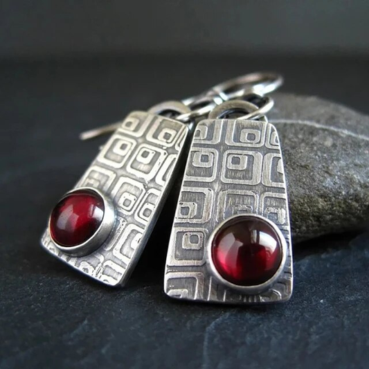 Pendientes rectangulares de cristales rojos vintage