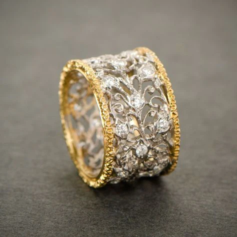 Anillo vintage con encaje de zirconia