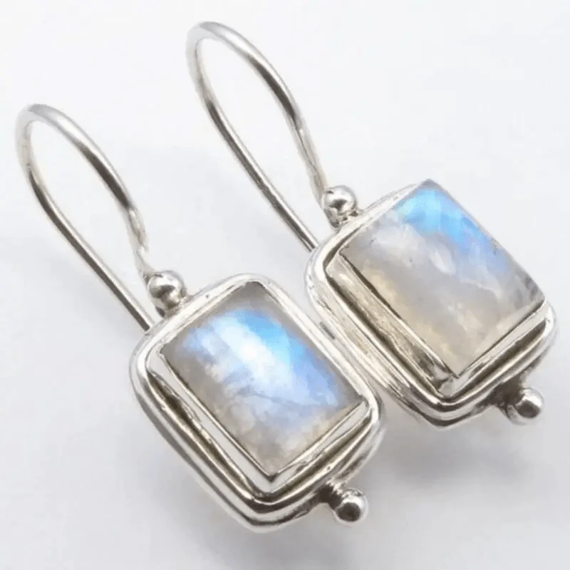 Aretes cuadrados de piedra de luna vintage