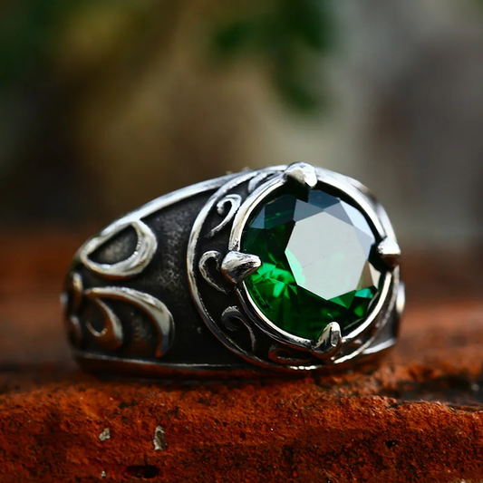 Anillo vintage de cristal incrustado en verde