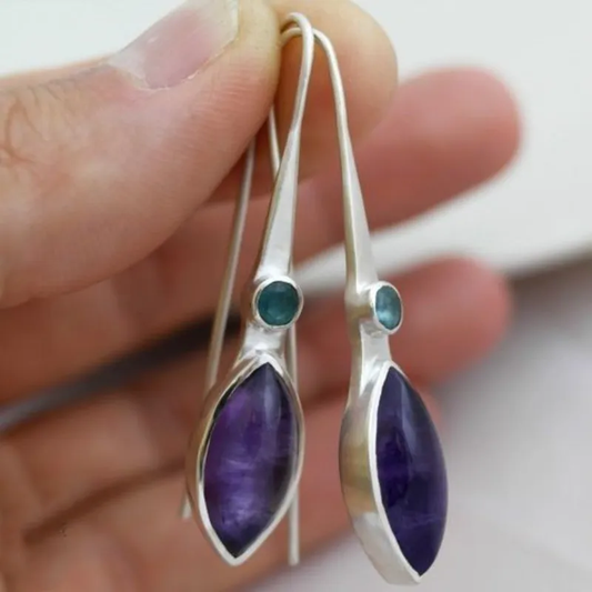 Pendientes vintage con incrustación de piedra morada
