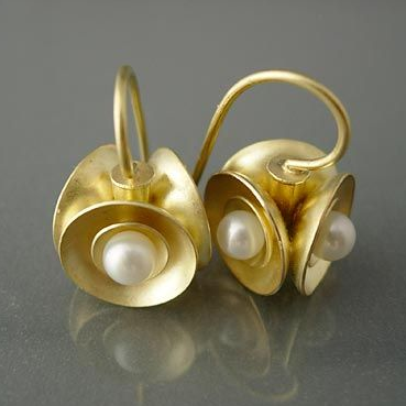 Pendientes vintage de oro y perlas