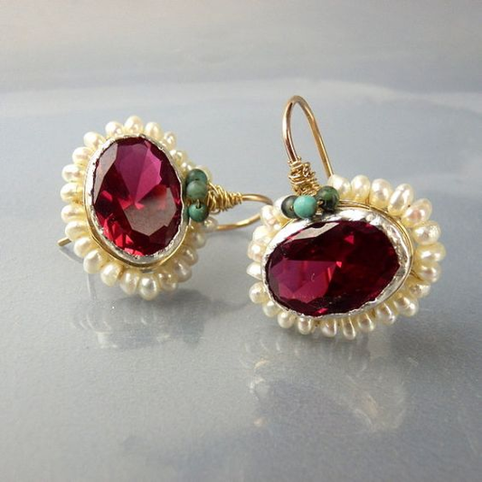 Pendientes Vintage con Marco en Madera y Perlas de Cristal Rojo