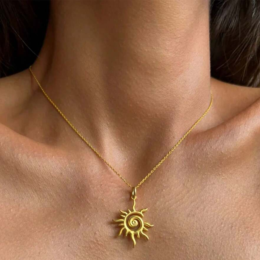 Collar Vintage Sol Dorado