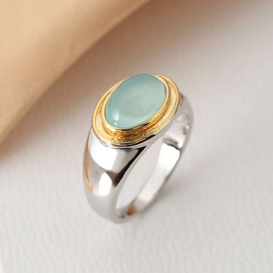 Anillo vintage de piedra lunaria verde