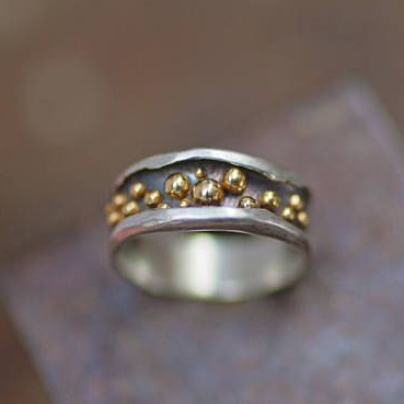 Anillo de Plata con Contornos de Canicas de Oro Vintage