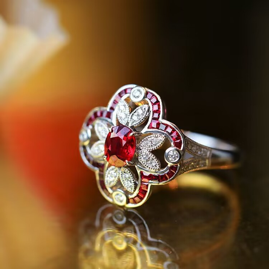 Anillo Vintage de Zirconia Rojo Brillante