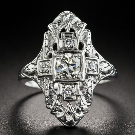 Anillo de plata con zirconia vintage