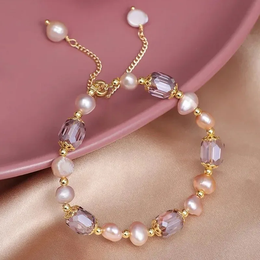 Pulsera elegante de perlas moradas