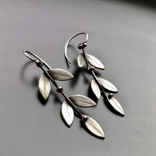 Pendientes de hoja colgantes vintage de plata